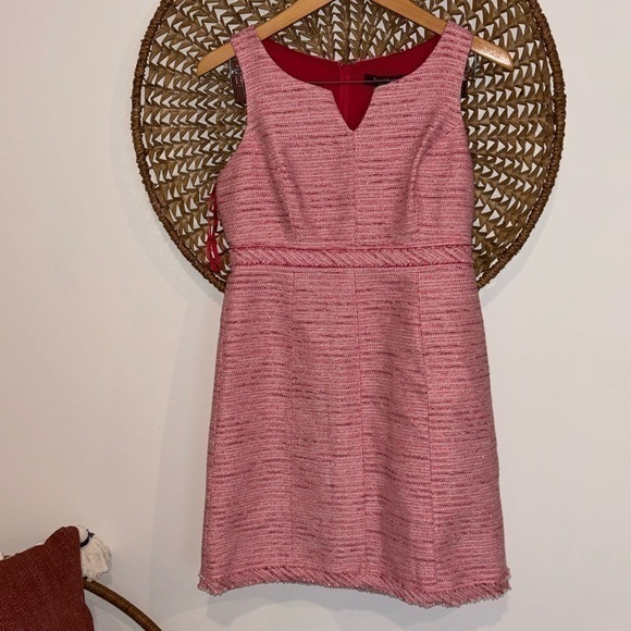 White House Black Market pink dress size 4P NWOT - Picture 1 of 5